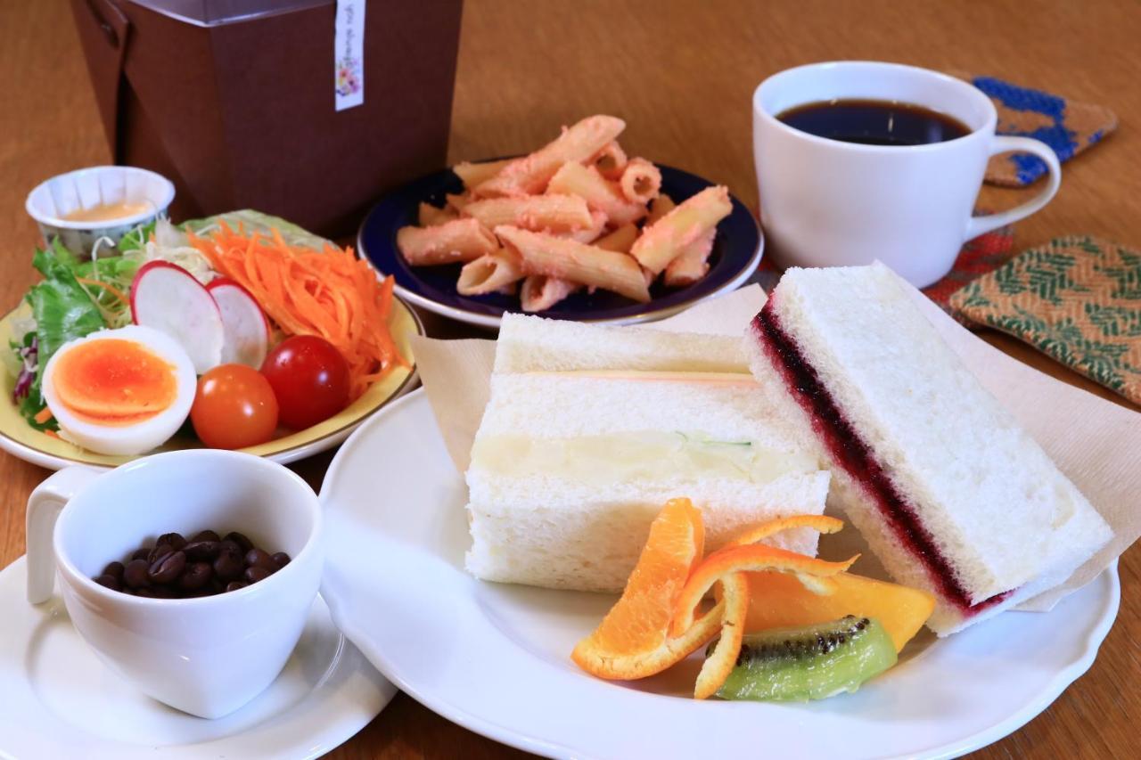 Ryosha Tsukiakari Acomodação com café da manhã Yamanakako Exterior foto