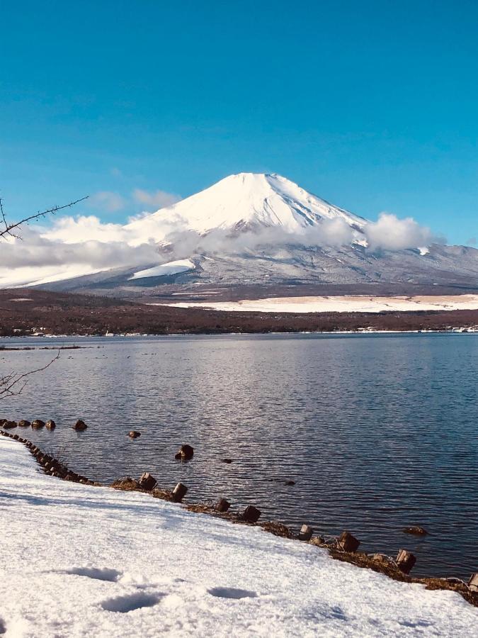 Ryosha Tsukiakari Acomodação com café da manhã Yamanakako Exterior foto